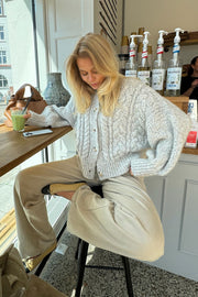 Gilet tricoté - Gris clair | 30 % de réduction |