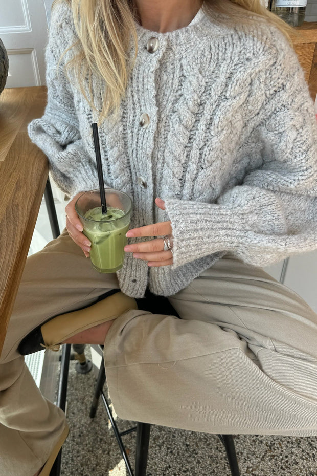 Gilet tricoté - Gris clair | 30 % de réduction |