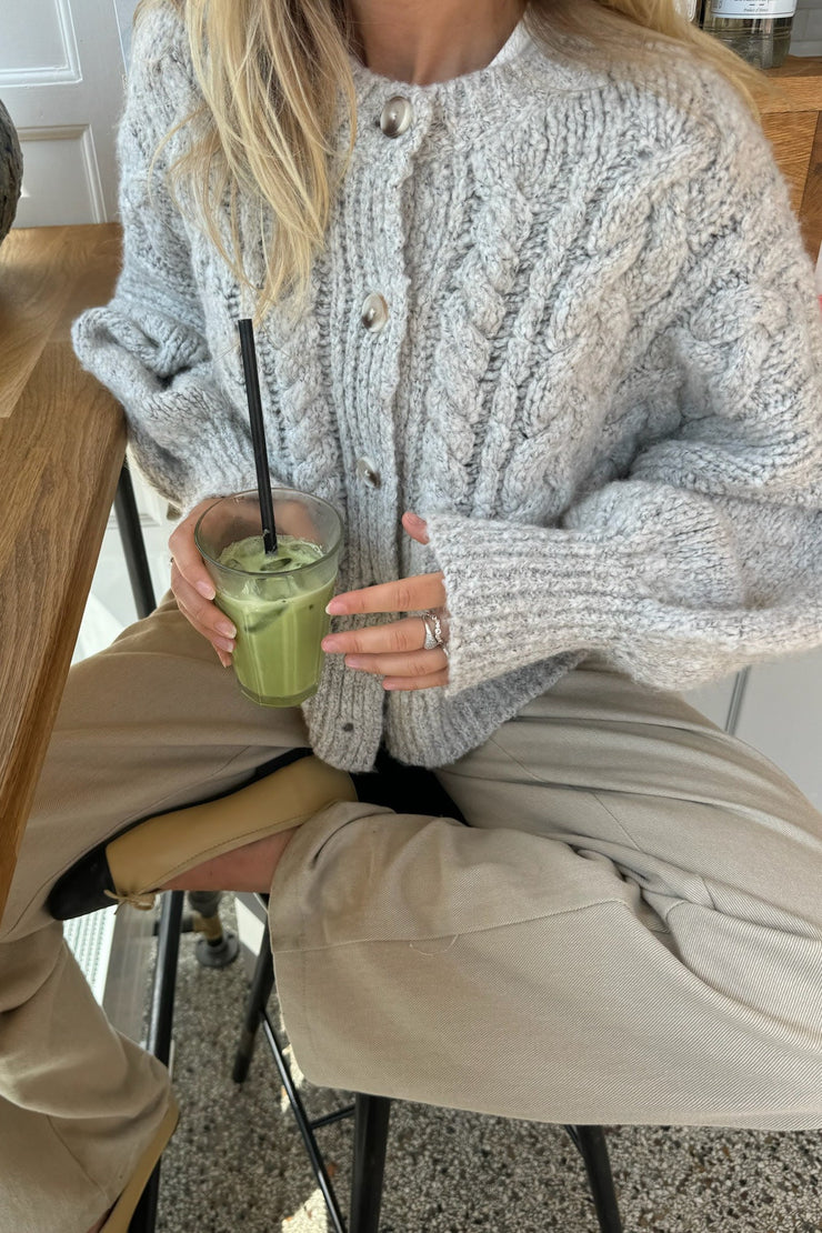 Gilet tricoté - Gris clair | 30 % de réduction |